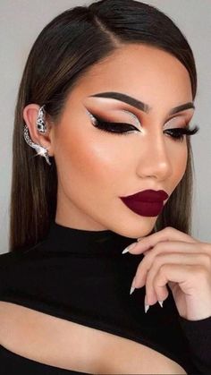 "Curso de Maquillaje de Nivel Inicial a Pro"
